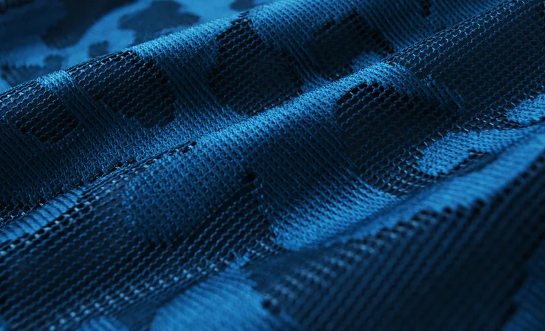 3351815915_404474415
