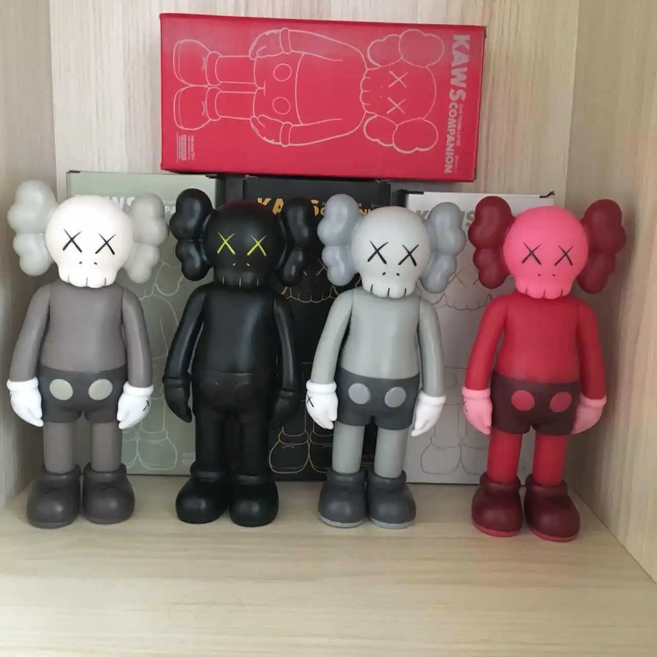 

20cm Medicom Toy KAWS Brian VOGUE OriginalFake BFF Street Art PVC Action Figure Collectible Model Toy
