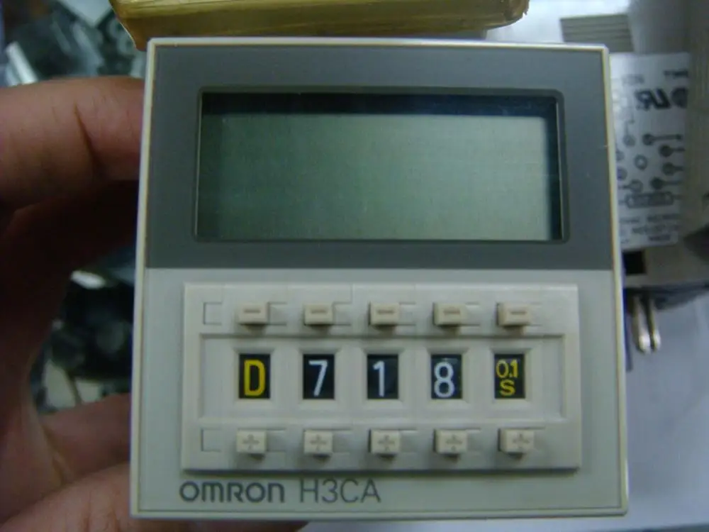 

[SA] Positive! Original spot! OMRON OMRON Japan H3CA-A time relay --2pcs/lot