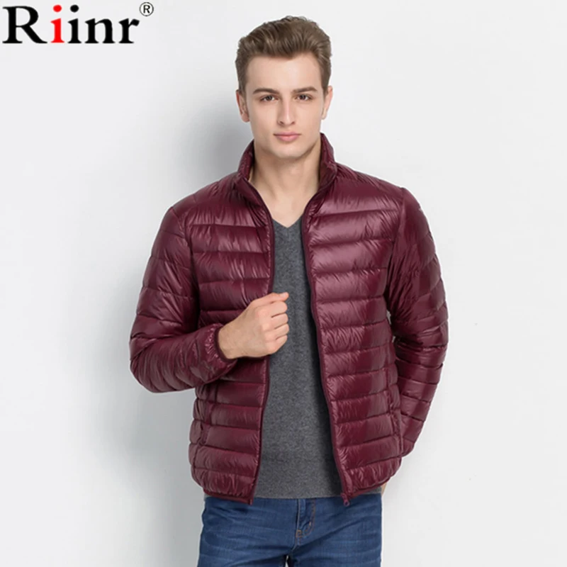 Riinr брендовая зимняя Сверхлегкий Для мужчин Куртка–пуховик на 90% белом утином пуху зима теплая стенд Куртка с воротником