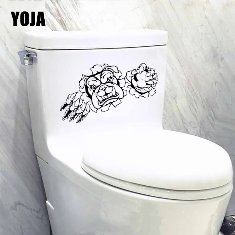 YOJA 22.6X11.9CM Наклейка на стену Angry Dog Pet спортивный мяч когти Туалет Стикеры Спальня