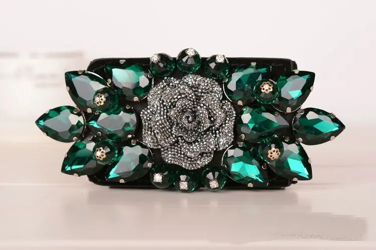 1593155696_112793471