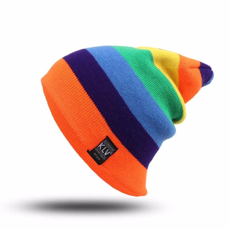 hat female CAP6A10 (2)