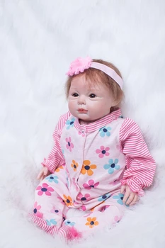 

22" Lifelike Reborn Baby Dolls Silicone Fake Girl Look Real cloth body Kids Playmate Gifts dolls bebe realista bonecas reborn