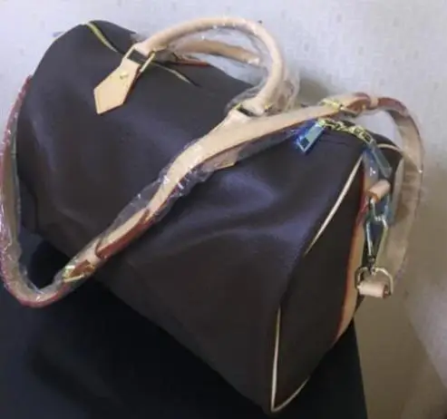 

Hot selling !!! 2017 new fashion high quality women handbag bag speedy bag 30/35cm with starp FREE SHIPPING