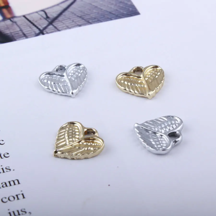 20 قطعة/الوحدة الأزياء الجناح القلب شكل الفضة الذهب اللون لهجة سحر سبائك قلادة صالح لسوار DIY مجوهرات الأزياء الاكسسوارات