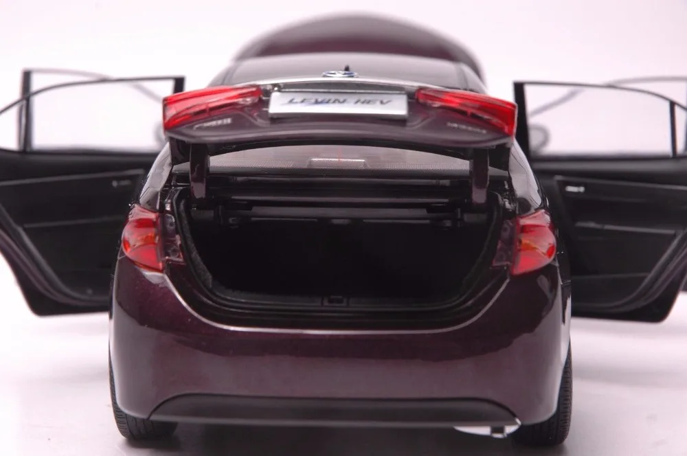 1:18 литая под давлением модель для Toyota Corolla Lewin Hybrid фиолетовый сплав игрушечный автомобиль миниатюрная Коллекция подарков