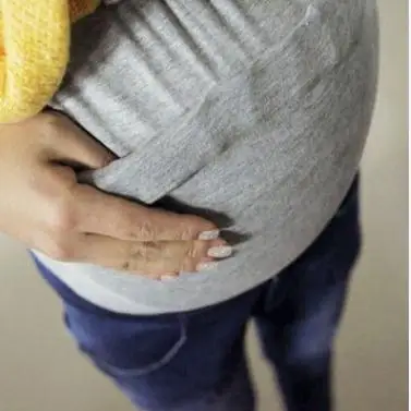 Fashion Ripped Hole Maternity Belly Jeans 2018 Spring Autumn Korean Pregnancy Clothes Denim Trousers for Pregnant Women SH-S224