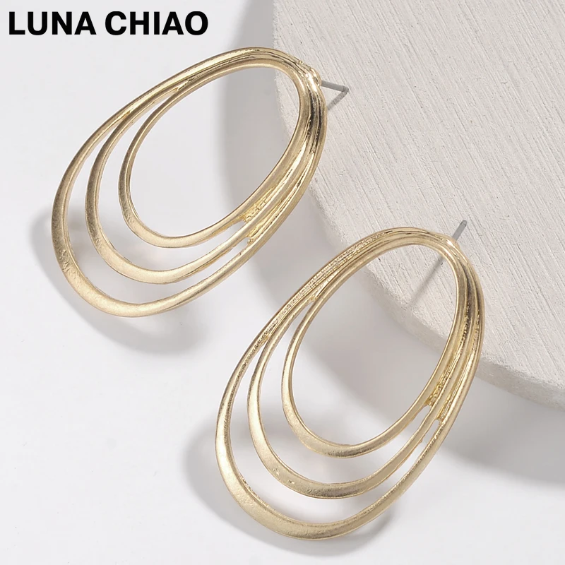 

LUNA CHIAO Fashion Worn Rose Gold Silver Plating Zinc Alloy Oval Stud Earrings