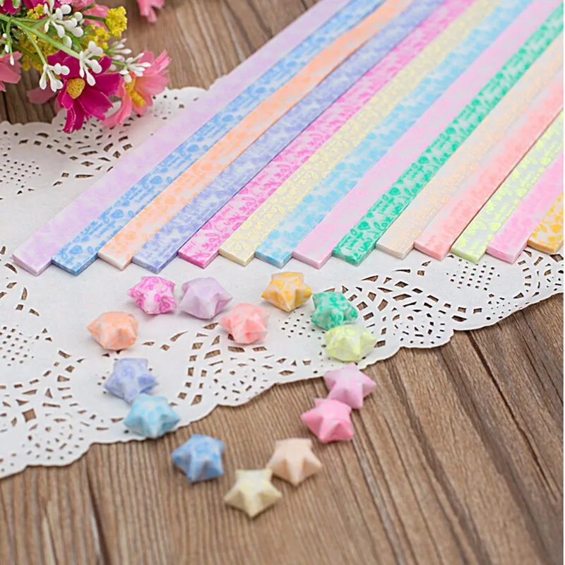 30pcs Luminous Lucky Star Paper Folded Origami Paper Making Wishing Stars DIY Birthday Gift I Love You Quilling Decoration Paper