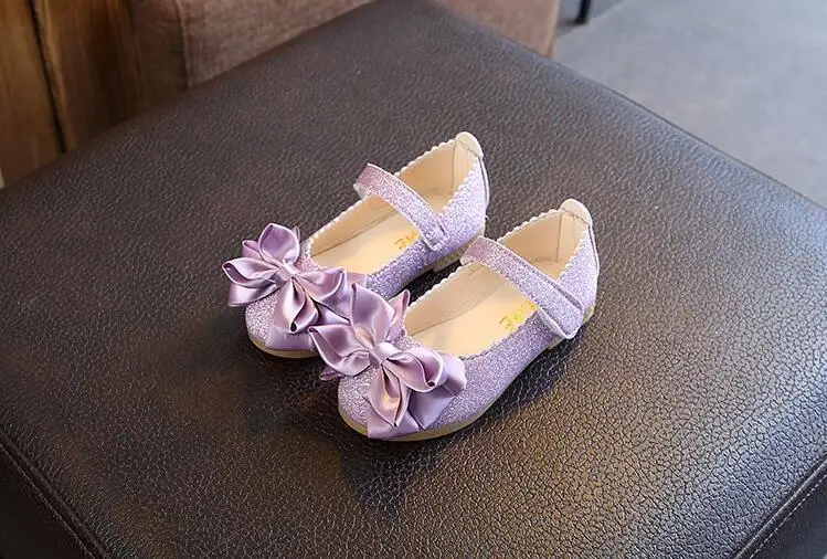 Модельные туфли для девочек, модная обувь с бантом, обувь из искусственной кожи в Корейском стиле для студентов, 3 цвета, детская обувь для