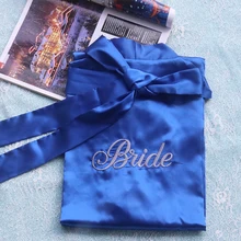 1 шт. в партии Заказная шелковая ночная рубашка кимоно халат День рождения Юбилей Подарки Свадебные вечерние атласные халат невесты подарок для невесты