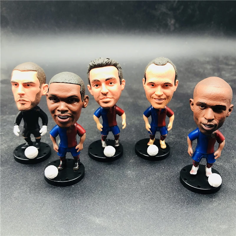 

Soccerwe 6.5 cm Height PVC Football Cartoon Star Dolls 2009 BC# Ronaldinho Henry Andrea Iniesta Havi Figurines Joint Movable Bases