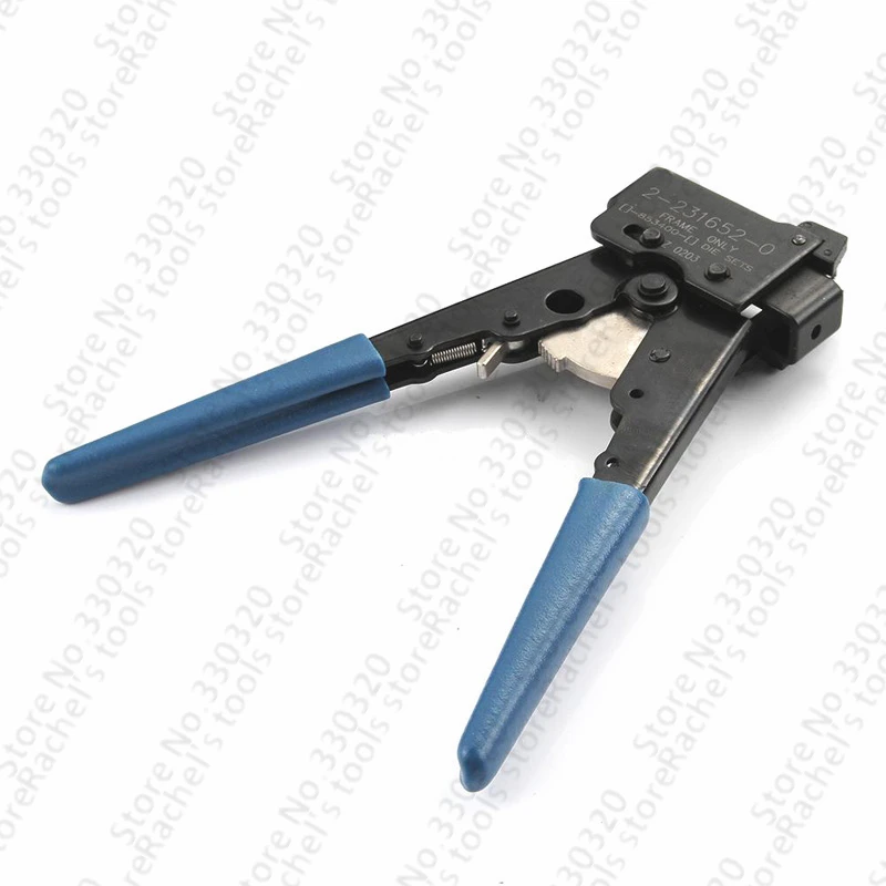 Pince à Sertir AMP Connectivite RJ45 - Modèle 2-231652-0 (occasion Bon état)