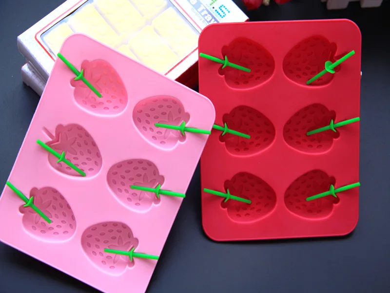 

3D Strawberry Modeling Ice Lattice Fondant Cake Cookie Chocolate Soap Mold Ice Cream Maker