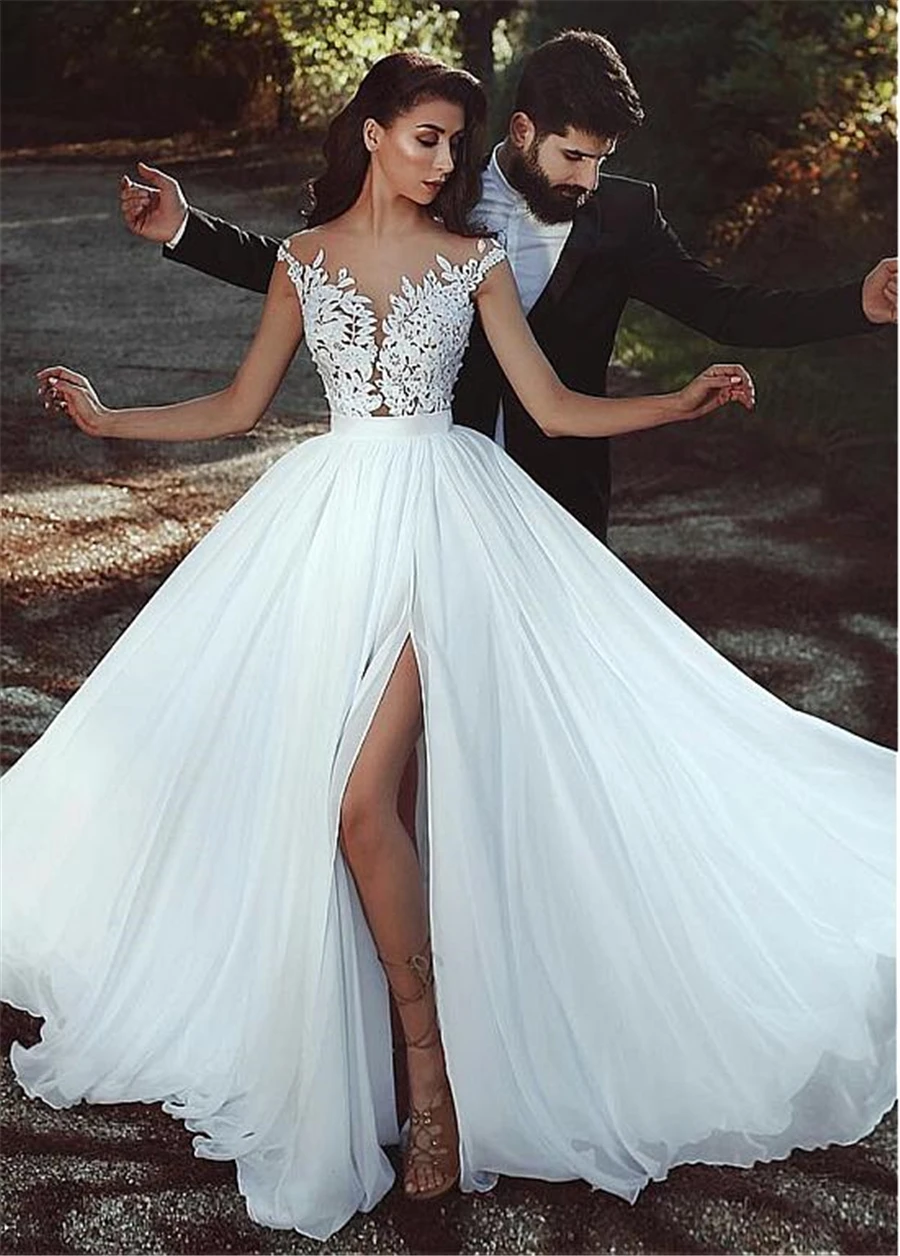 Изящное шифоновое свадебное платье трапециевидной формы с кружевными аппликациями, прозрачным лифом и разрезом спереди, простое свадебное платье