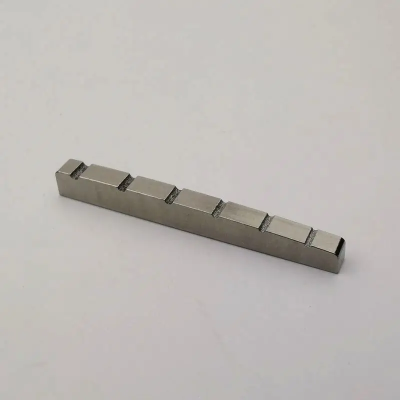 

GUYKER Titanium alloy Slotted Guitar Nut 43*3.5MM For ST Guitar