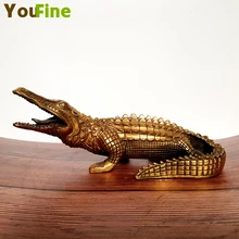 Crafts Bronze China Retro Imitation Antique Bronze Crocodile Sculpture Art Statue Metal Animal Family Desktop Decoration Crafts Bronze China Retro Imitation Antique Bronze Crocodile Sculpture Art Statue Metal Animal Family Desktop Decoration