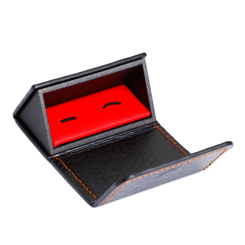 Горячая черная треугольная запонка коробка подарочная коробка торговля - Цвет: Red inside