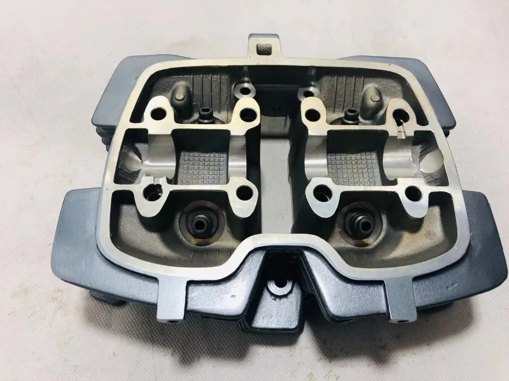 

CBT125 QJ150J QJ125K/CM125 Engine Cap Motorcycle Cylinder Head