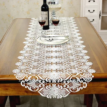 

Embroidery European Table Runner Pastoral style TV Table Flag White Tea Table Flag Cushion Counter Flag Red Wood