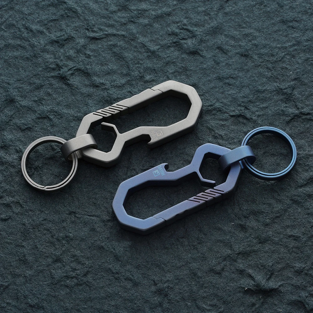 Tool Real Titanium Keychain EDC Key Rings Hanging Buckle Creative Keyring 