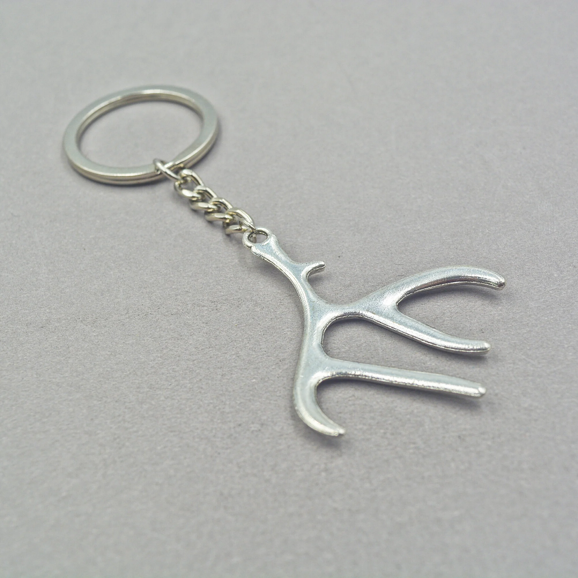 

1pc deer Keychains Pendant deer Antler Keyring For Handmade Jewelry Diy Gift