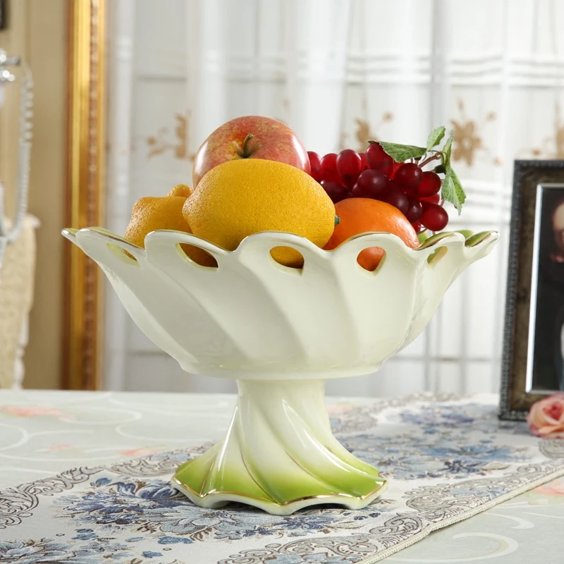 Kopen Keramische pauw gedroogd fruit Snoep Opslag gerecht Dessert Snack salade home decor bruiloft decoratie handwerk beeldje