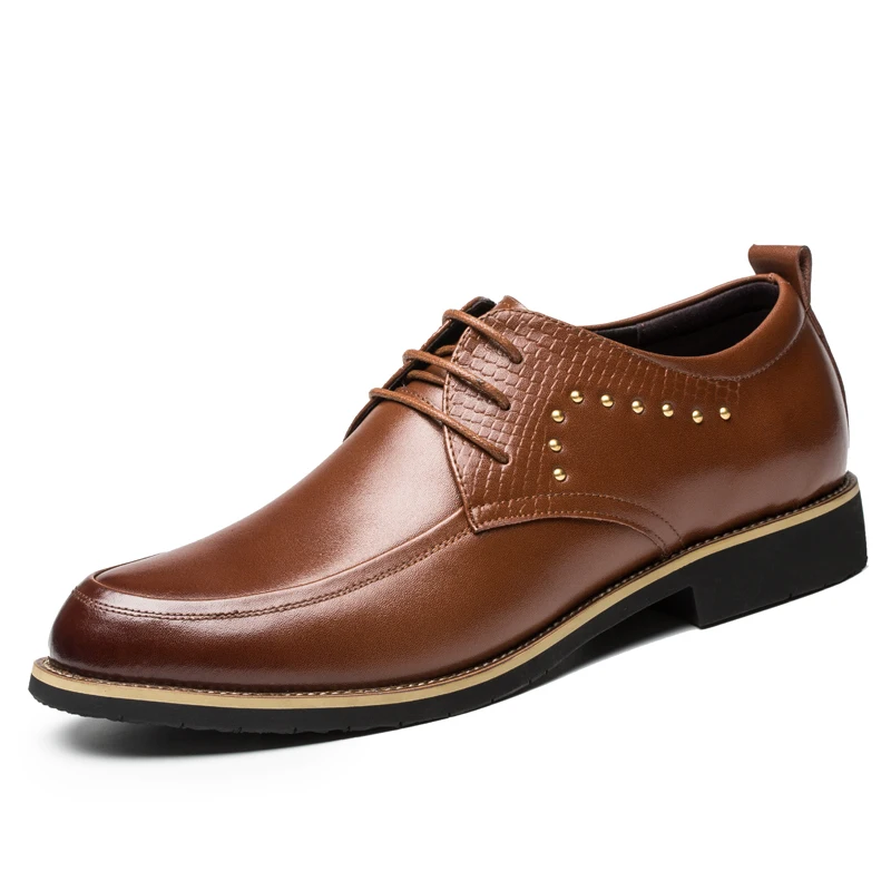 Rivets Men Dress Shoes Soft Leather Men Oxfords For Men Formal Pointed