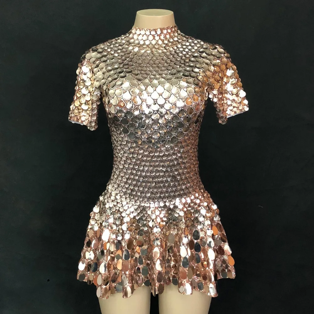 

2019 Women New Short Dress Sparkling Metal Shells Ornaments Sexy Dress Nightclub Birthday Celebrate Party Performance Costumes