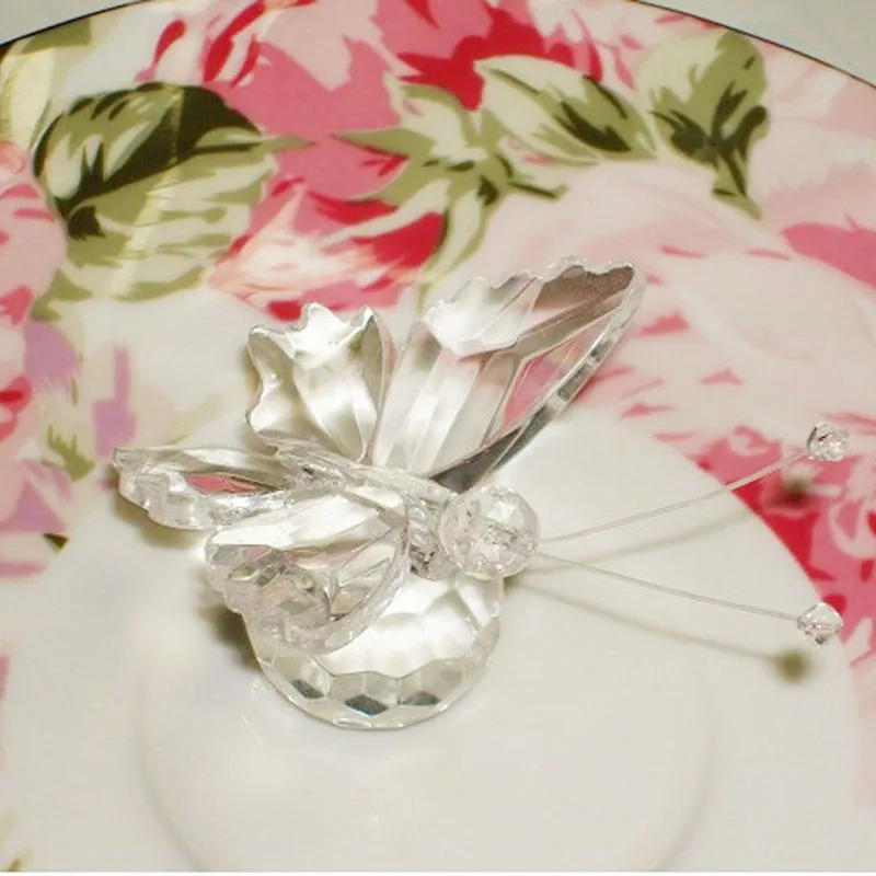 200pcs Clear Crystal Butterfly Bridal Wedding Favors