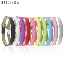 Наборов 10 шт./упак. 8 мм из искусственной кожи Обёрточная Бумага Браслет Fit DIY шарм скольжения буквы персонализированные ювелирные изделия