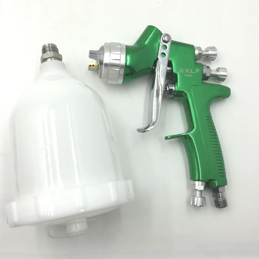 SAT1164 Professional HVLP 600ml 1.3/1.4mm Nozzle Gravity Feed Pneumatic Air Paint Spay Gun For Car Auto Repair Tool Painting Kit