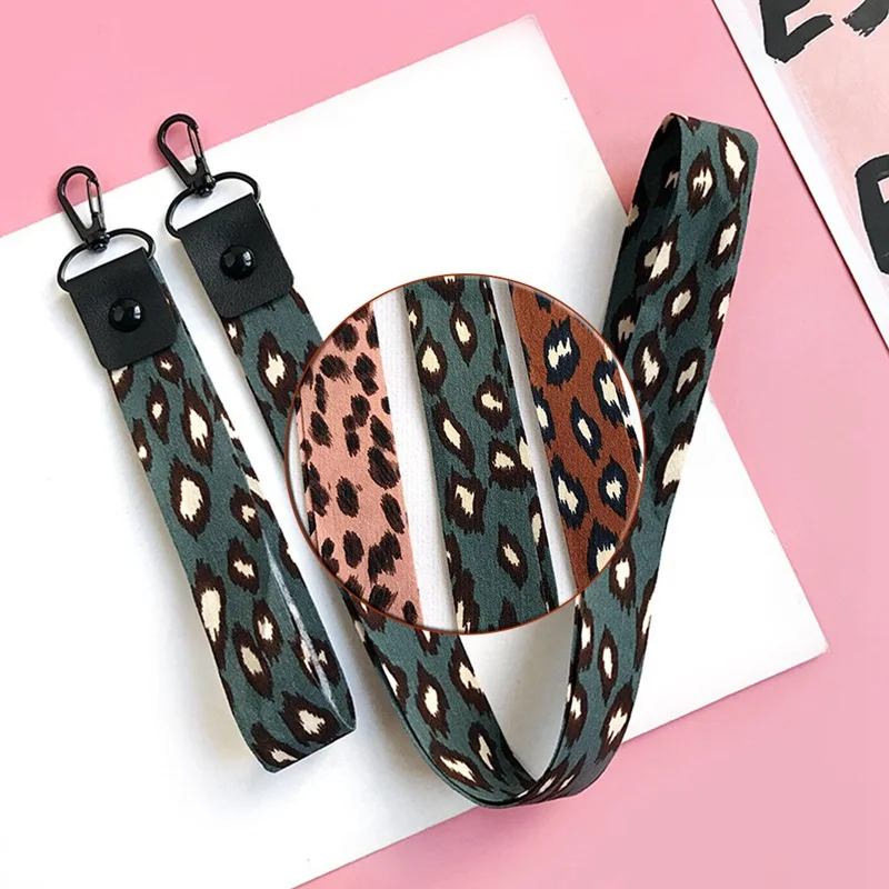 

Leopard Print Phone Holder Key Lanyard Cheetah ID Badge Holders Animal Phone Neck Straps With Keyring