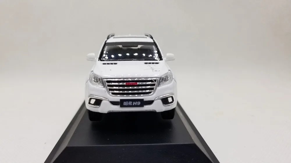 1/43 China Great Wall Haval H8 SUV diecast model
