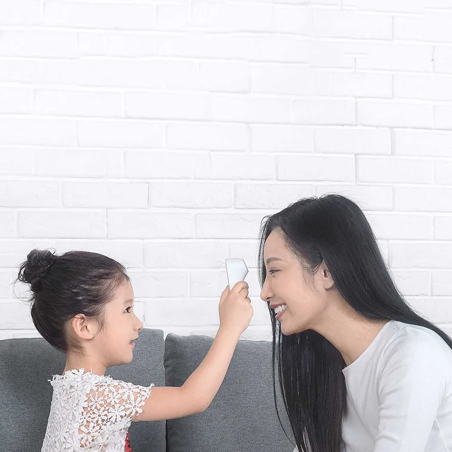 Original Mijia iHealth Thermometer LED Non Contact Digital Infrared Forehead Body Thermometer for Baby Kids Adults Elders