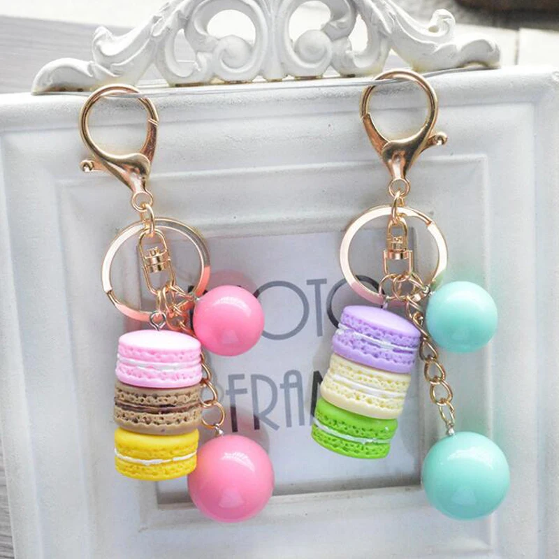 

Creative Bread Mould with Ball Keychain Key Ring Bag Pendant Ornament Accessories Couple Small Gift Present Pink Blue Green