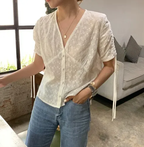

2019 Summer Women Short Sleeves White solid Blouse short Hollow out V-neck blouse Draw string Sleeves