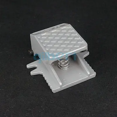 

FV-02 2 Way 3 Position 1/4" Threaded Foot Pneumatic Pedal Valve Tool Foot Press Control