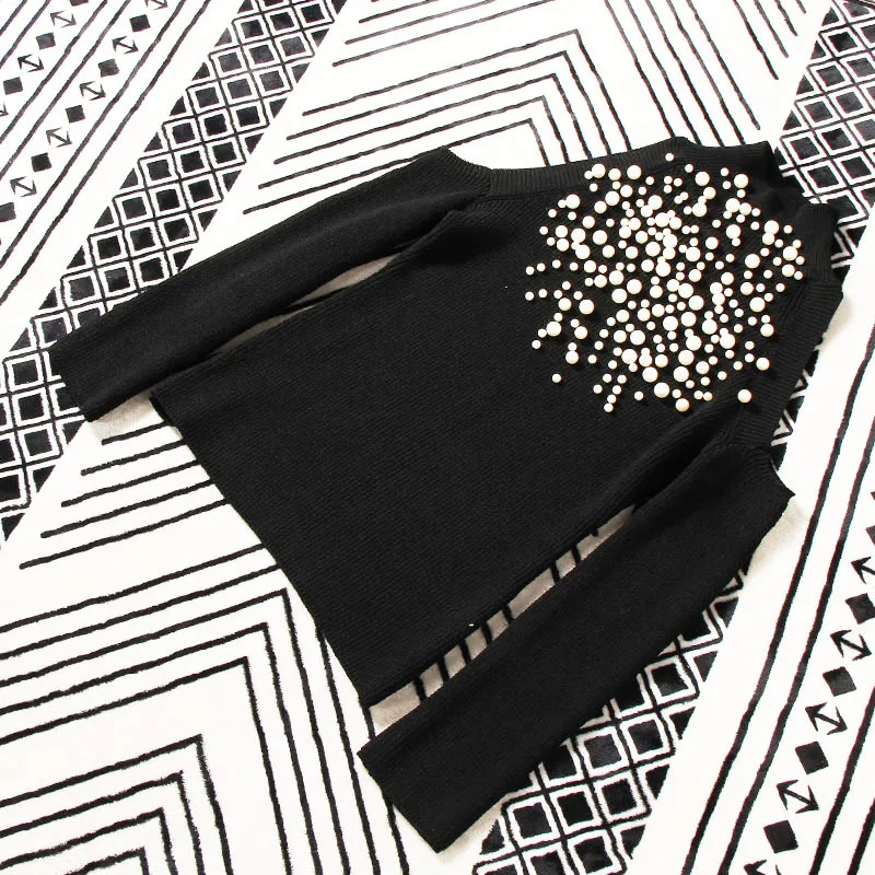 unif-sweater