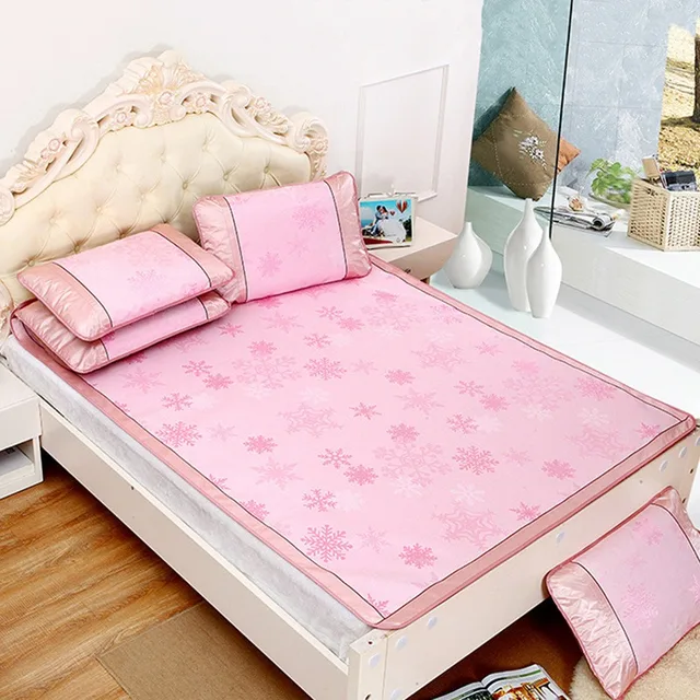 Summer Sleeping Mat Bed Mattress Pads Bed Mattress Cover Cool Mat