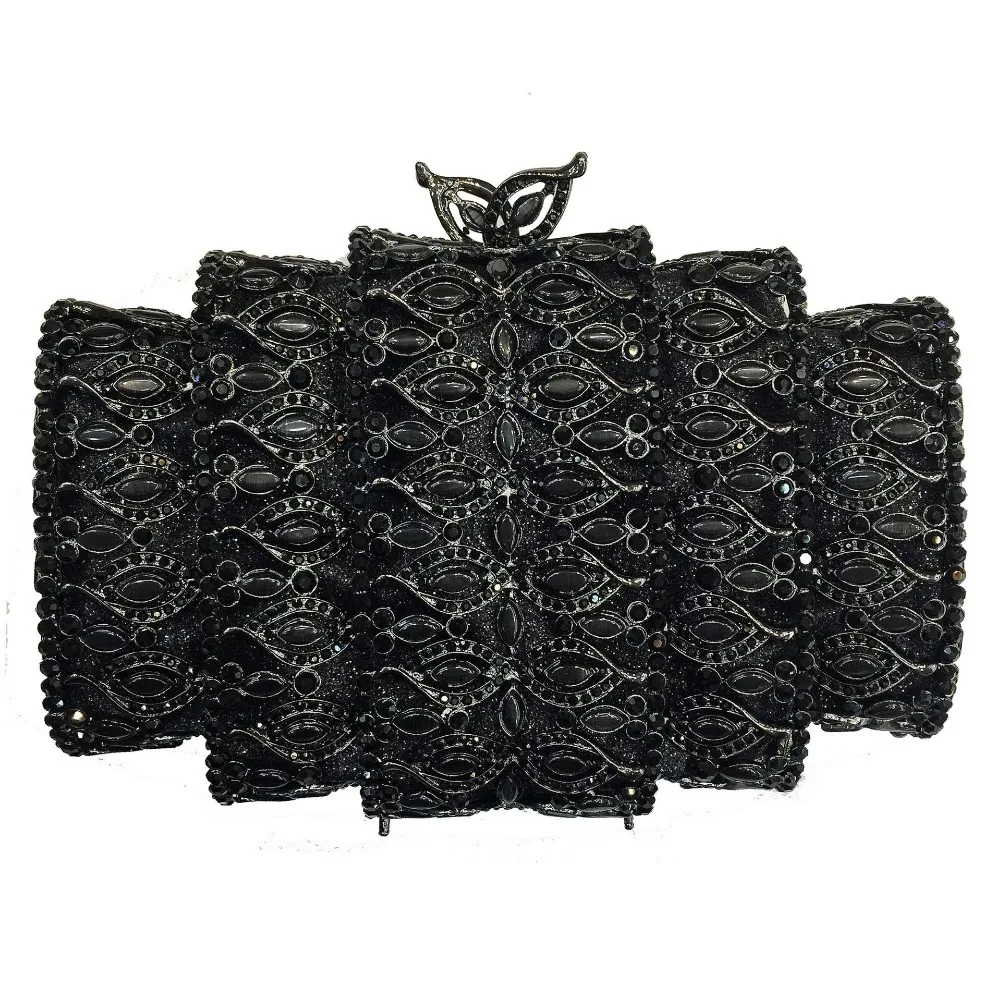 9877060634_2145319423