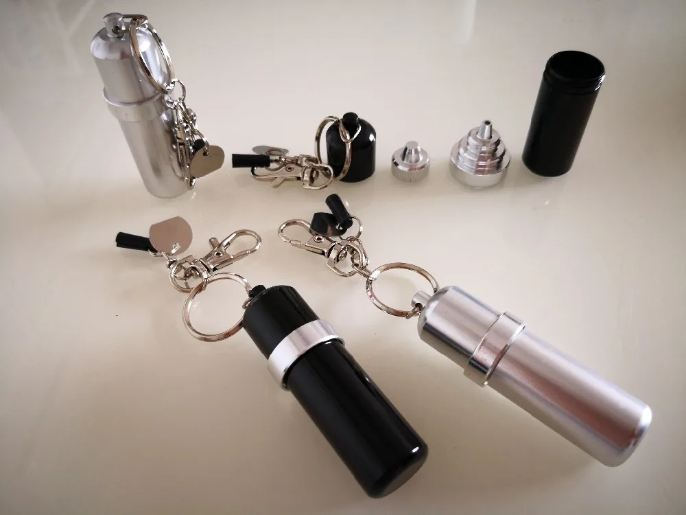 2pcs Mini portable metal kerosene oil FLUID can with key chain for
