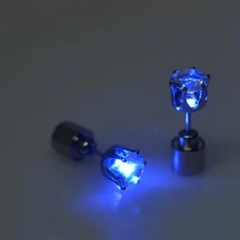 FAMSHIN Hot Sale 1 PCS The Charm of the LEDs Light up to Crown a Glowing
