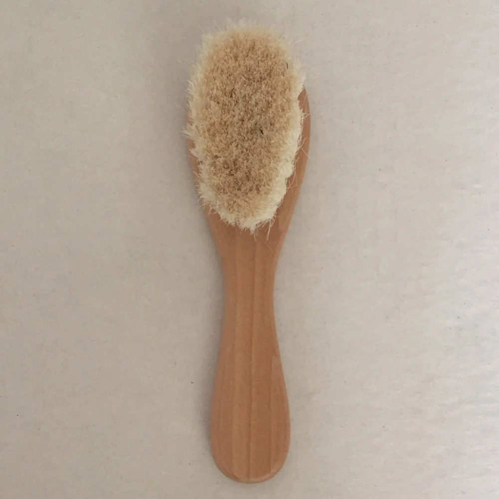 Newborn Baby Natural Wool Baby Wooden Brush Comb Newborn Hair Brush Infant Head Massager Portable Baby Comb Hair Bath Brush Comb - Color: Wood