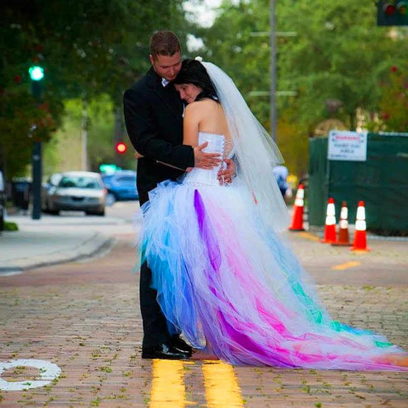 로브 드 Mariage vestido 드 noiva 멀티 컬러 놀라운 웨딩 드레스 홀터 Tulle 볼 가운 신부 드레스 맞춤 제작