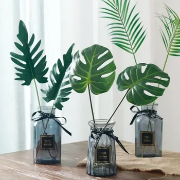 

12Pcs Large Artificial Fake Palm tree Leaves Green Plastic Leaf Wedding DIY Decoration Cheap Flowers Leaves Plant