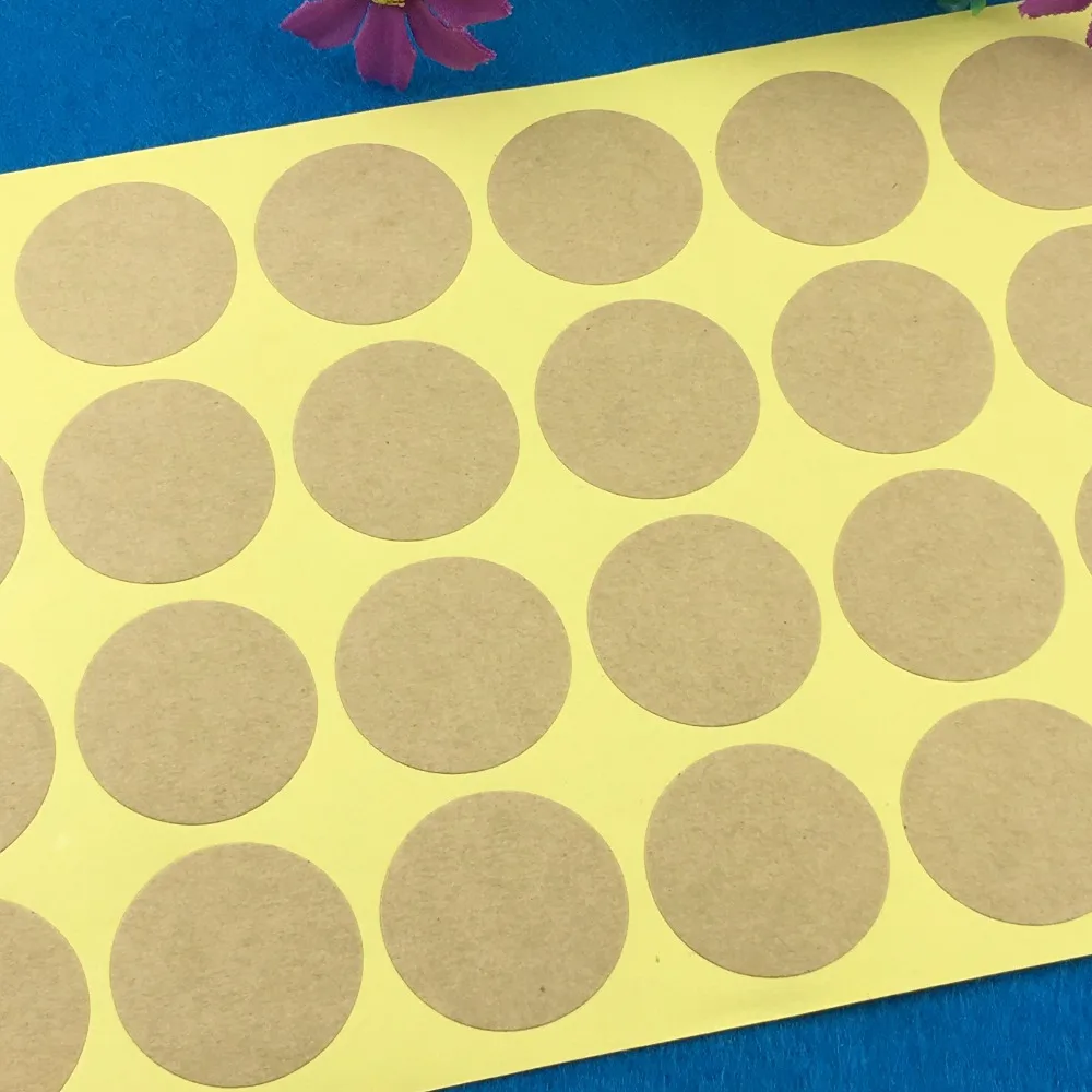 

300pcs Brown blank round stickers DIY handmade gift labels,boxes seal self-adhesive labels 3x3cm paper packing sticker labels