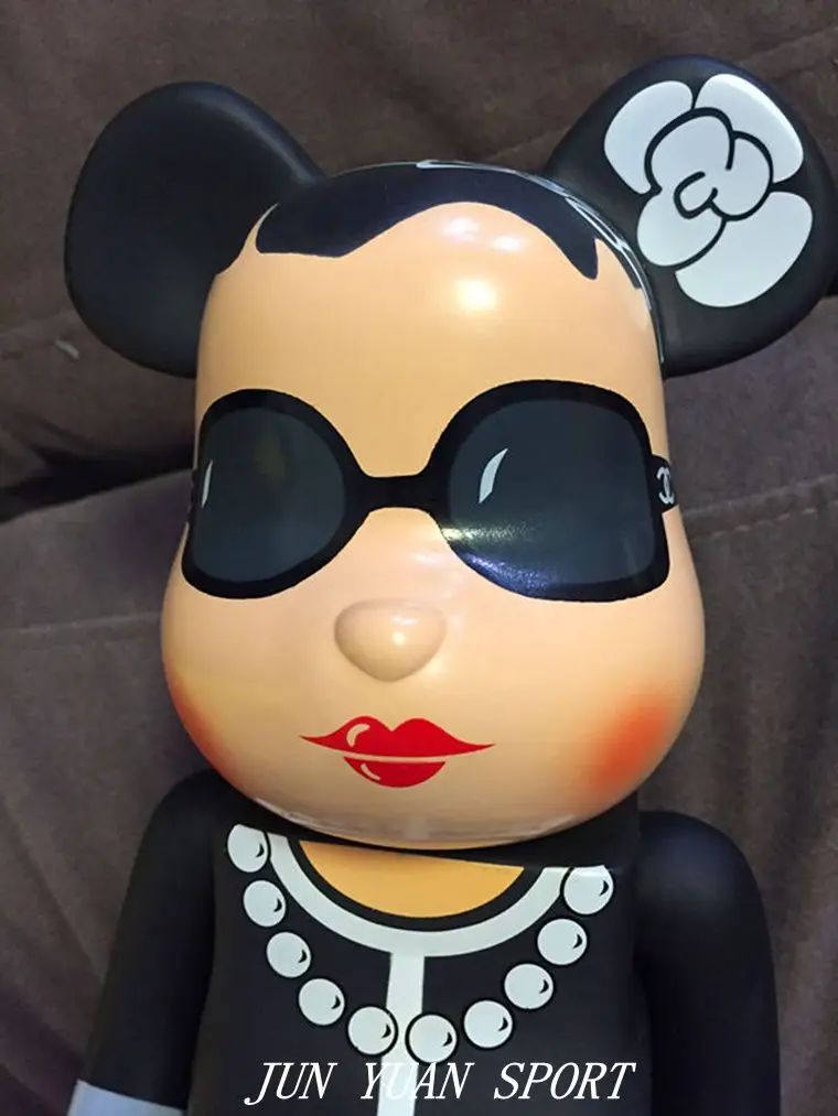 

Hot Selling11inch 400% bearbrick luxury Lady CH be@rbrick medicom toy with retail box Crafts souvenirs,Free shipping