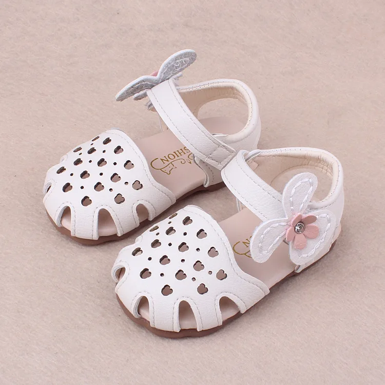 Baby Sandals Shoes Girls Hollow Flower Soft Leather Fashion Sandals